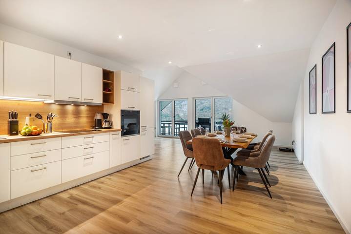 Ferienwohnung für 8 Personen, mit Balkon und Sauna