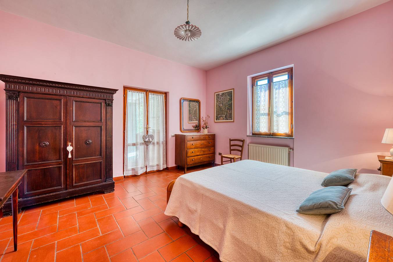 Villa 'Appartamento Villa Marta' mit Bergblick und Gemeinschaftsgarten in Spoleto, Perugia Provinz