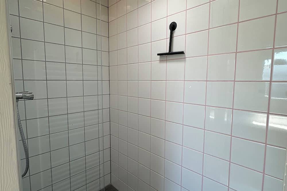 Geheel appartement, Gelijkvloerse, volledig uitgeruste, vakantiewoning met eigen terras. in Bergen (Noord-Holland), Noord-Holland - Kust van de Noordzee