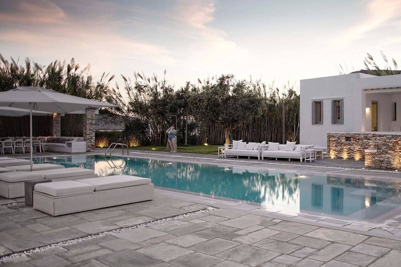 Thrilling Sifnos Villa | Villa Hedwig | 9 Bedrooms | Private Saltwater Pool | Bbq Facilities | Shaded Outdoor Dining Area | Private Garden | Private Basketball and Tennis court | Private Gym | Vathi in Playa de Vathi, Cícladas