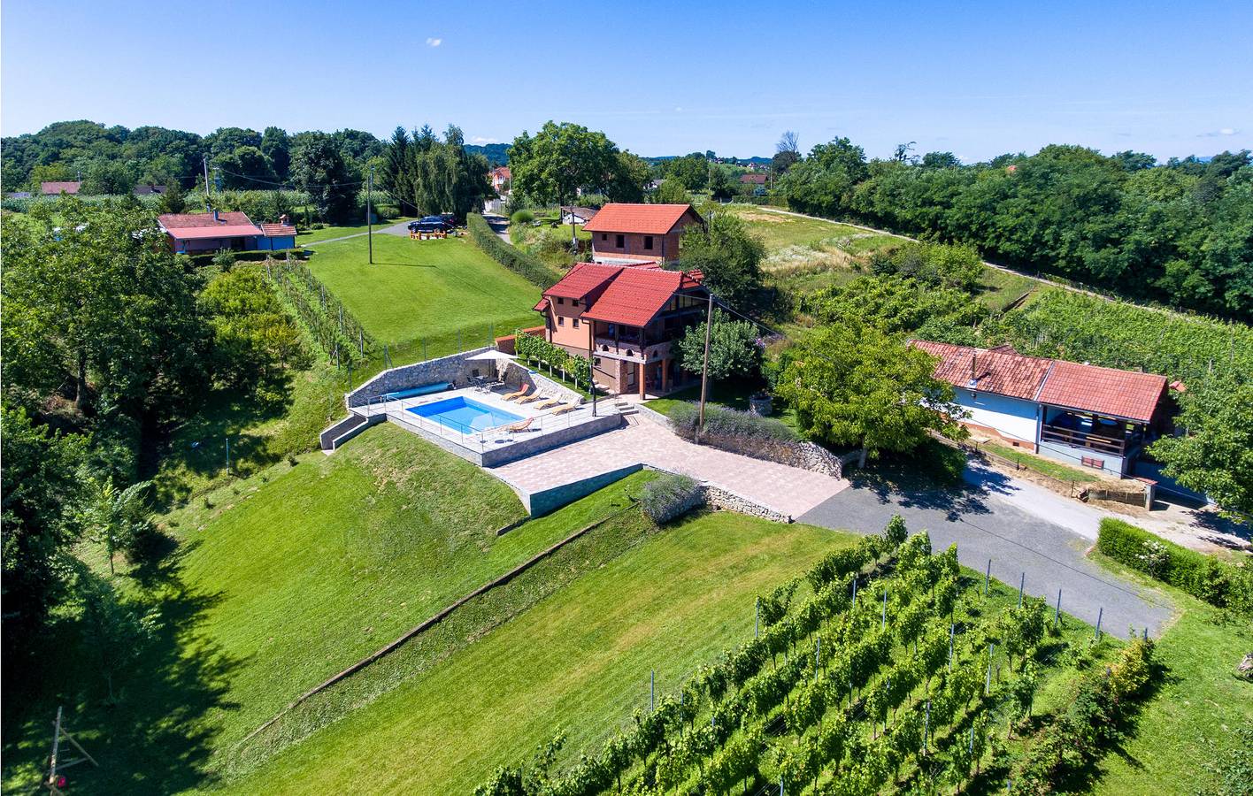 Gemütliche 76 m² große Ferienwohnung mit Pool, Grill und WLAN in der Nähe des Stadtzentrums von Ludbreg in Ludbreg, Varazdin