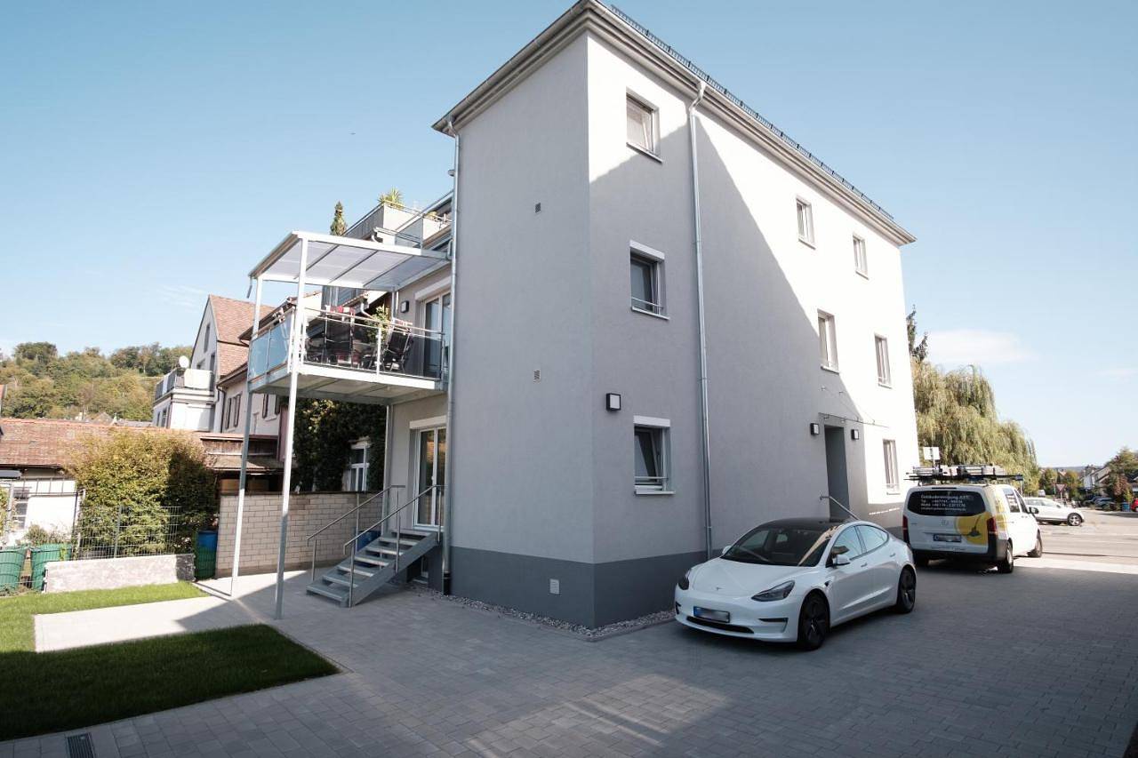 Ganze Wohnung, Neusaniertes 3Familienhaus am Bahnhof Wyhlen 7Min von Basel Ch in Grenzach-Wyhlen, Südschwarzwald