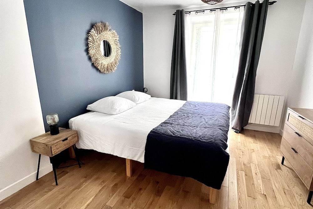 Appartement entier, Le Rabelais, duplex typique à Chinon, à 500m du château, calme parking gratuit in Chinon, Vallée de la Loire
