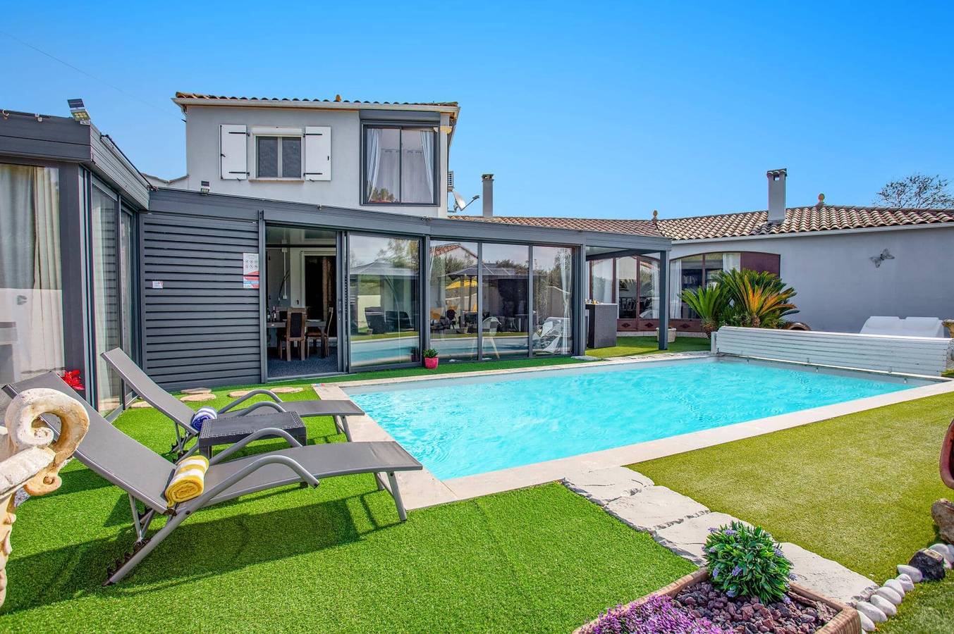 Villa pour 8 personnes avec jardin in Plaissan, Région de Lodève