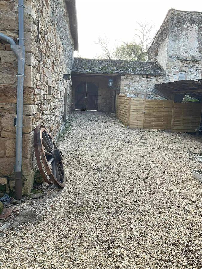 Ferme du Xviie siècle restaurée 120 m2 in Goutrens, Aveyron