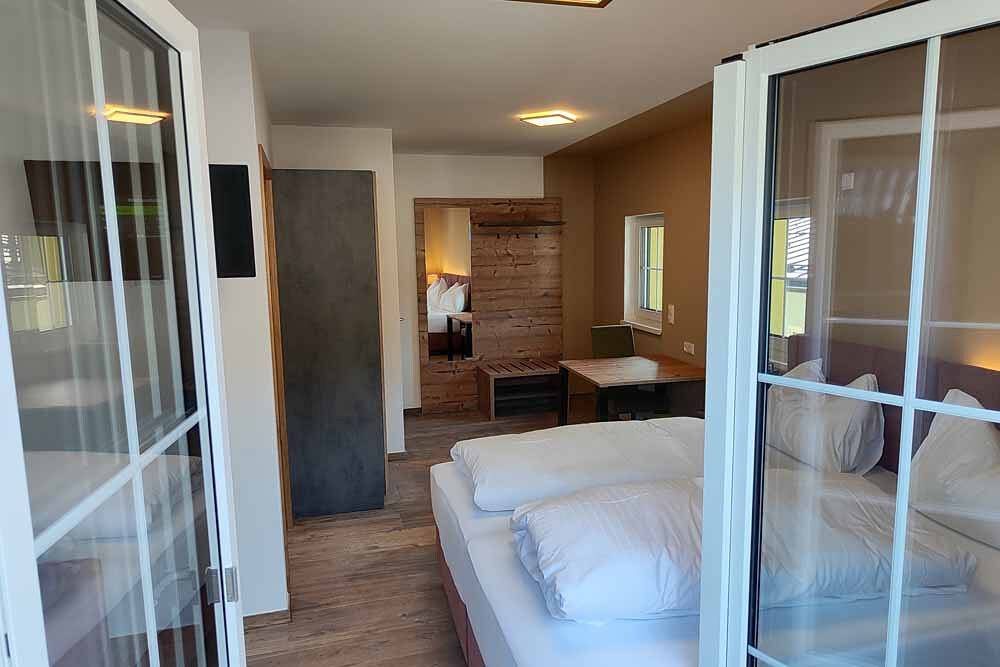 Hotel Bad Goisern - Doppelzimmer Superior 206 in Bad Goisern am Hallstättersee, Totes Gebirge