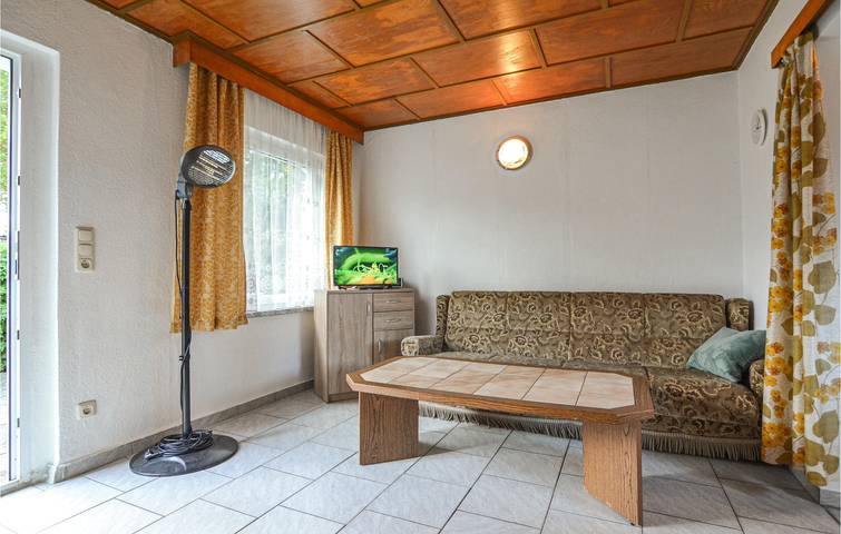 Ferienhaus für 4 Personen, mit Garten und Terrasse, kinderfreundlich in Ueckermünde - 3