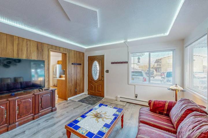 Location de vacances pour 6 personnes, avec terrasse et jardin, animaux acceptés à Anchorage - 3