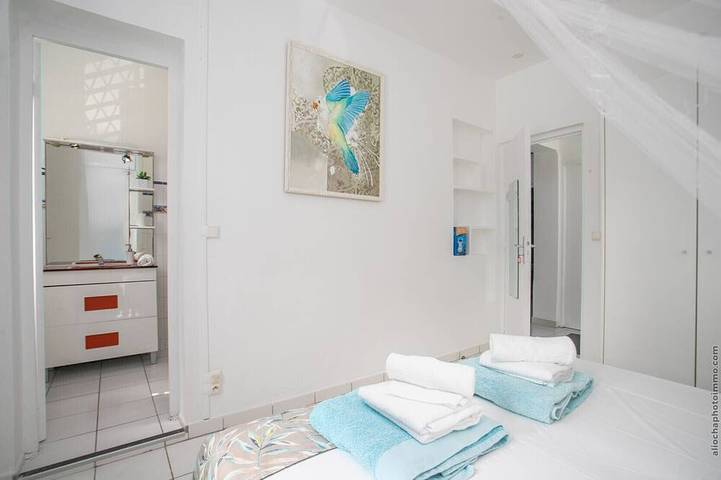 Location de vacances pour 10 personnes, avec terrasse et jardin dans Anse Mabouyas - 4