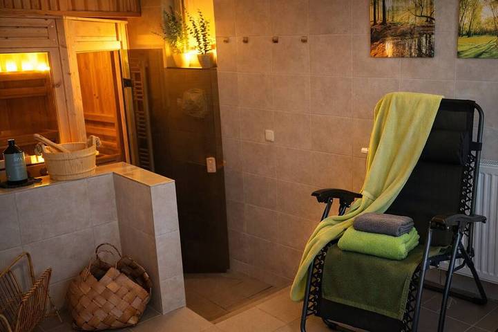 Ferienwohnung für 3 Personen, mit Sauna und Garten sowie Terrasse in Bad Muskau - 4