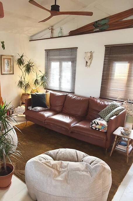 Two-Bedroom Chalet in Plage des Chalets, Gruissan