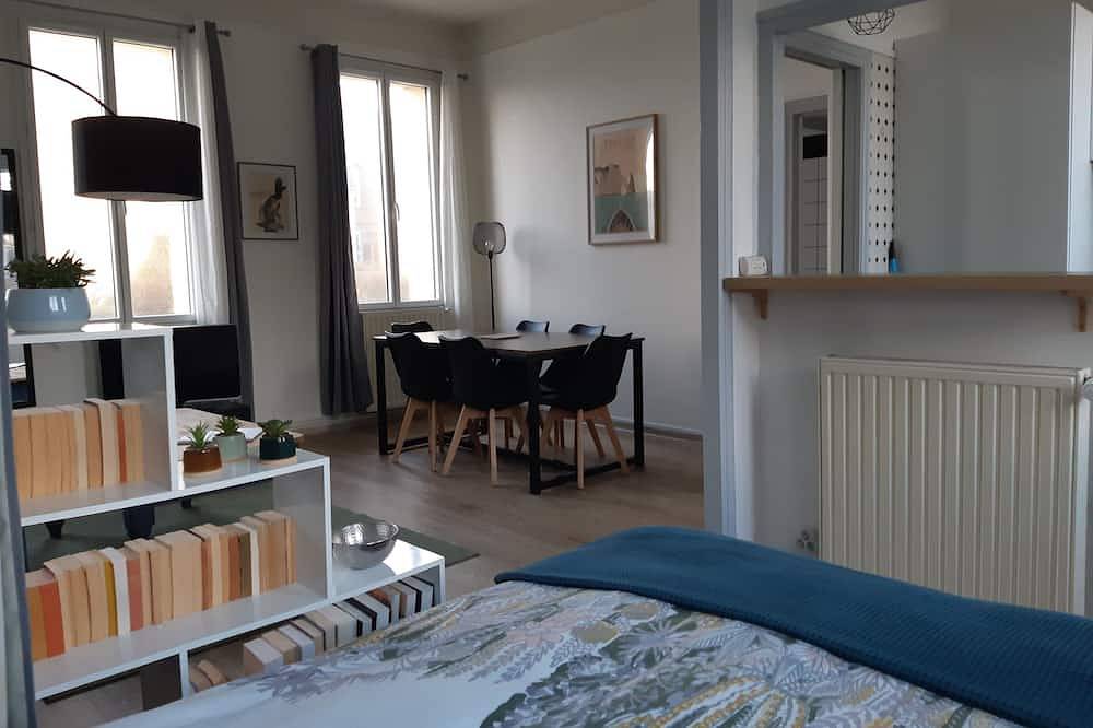 Entire apartment, L'aiguille creuse : Very bright 50m from the sea - 40m2 - 6 pers max in Étretat, Le Havre region