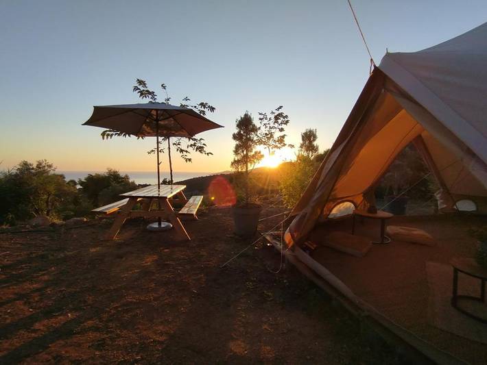 Tente pour 2 personnes, avec vue ainsi que jardin et terrasse en Corse-du-Sud