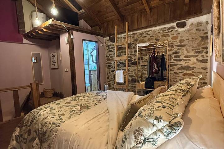 Cabaña de piedra en pleno corazón del Bierzo Leonés, a 20 minutos de Ponferrada in Noceda del Bierzo, Cordillera Cantábrica