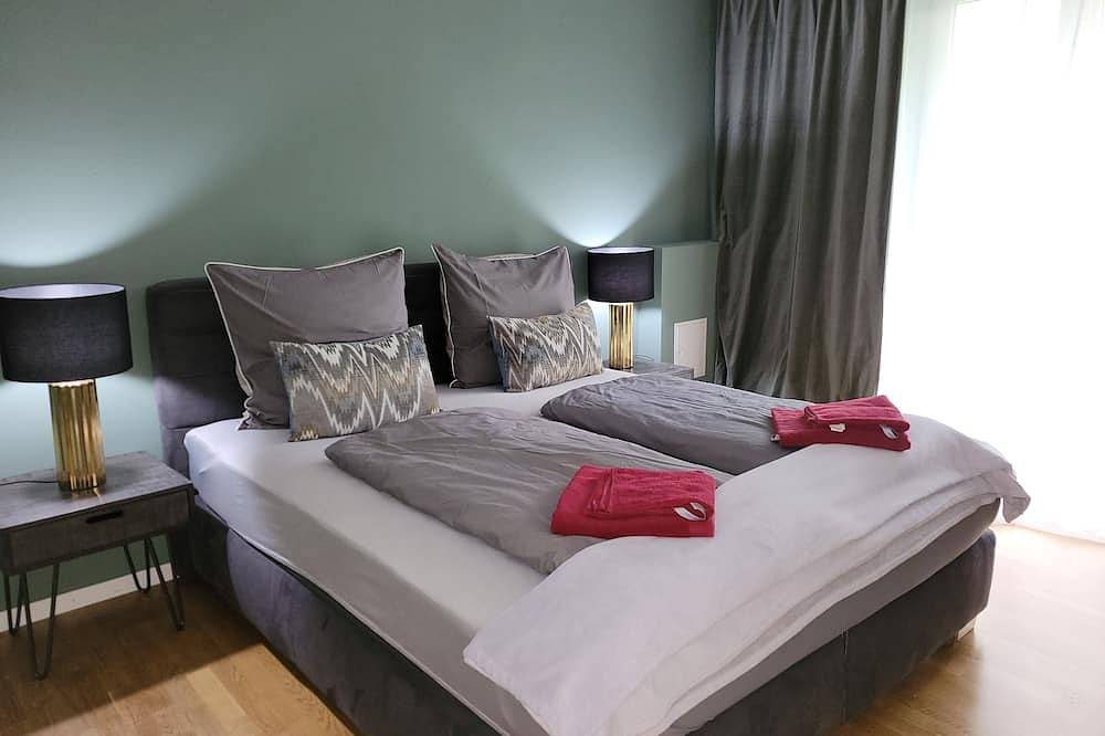 Ganze Wohnung, Modernes Loft mit großer Terrasse und kostenlosem Parkplatz in Pieschen (Dresden), Dresden