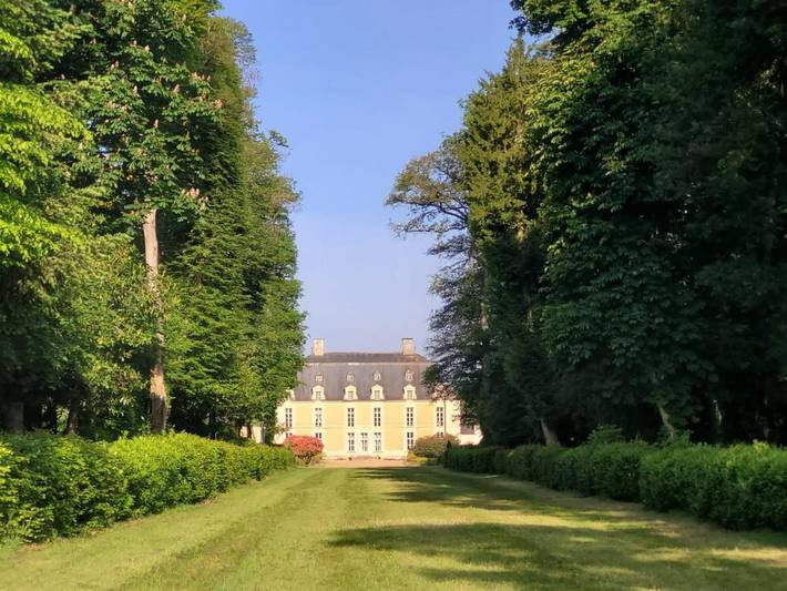 Location de vacances pour 2 personnes, avec Terrasse ainsi que Jardin et Vue à Bourg-des-Comptes