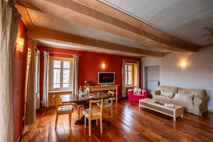 Appartamento per 2 persone, con Balcone e Terrazza nonché Panorama a La Morra