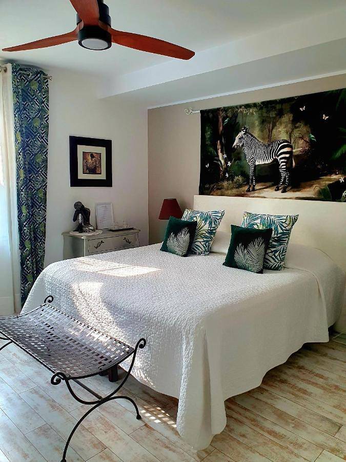 Location de vacances pour 4 personnes, avec balcon ainsi que vue et piscine à Pennautier - 2