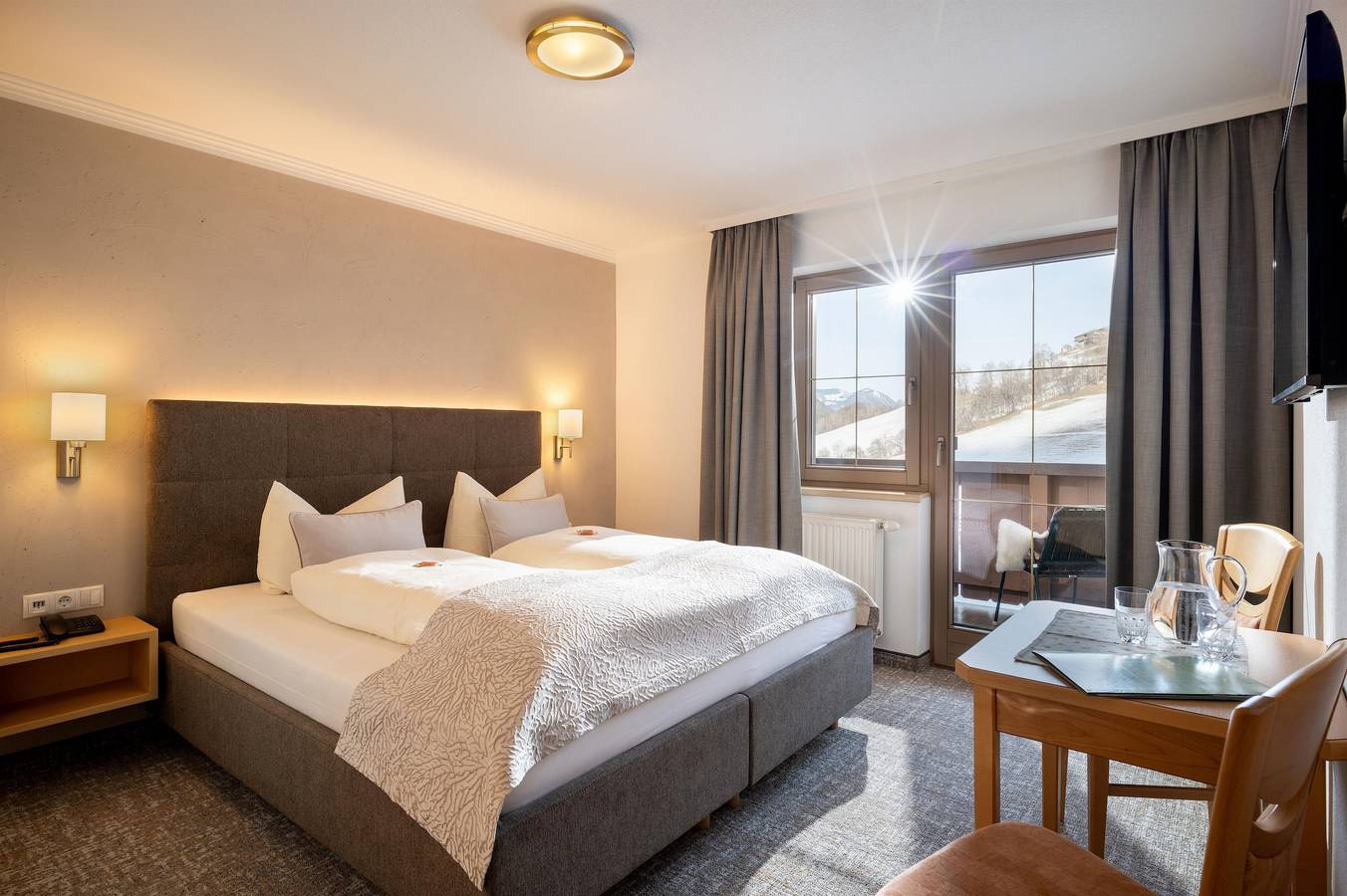 Ganze Ferienwohnung, Zimmer 1 in Hopfgarten im Brixental, Kaisergebirge