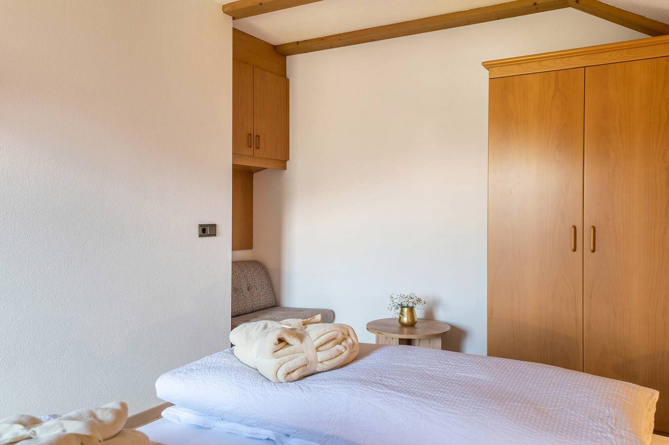 Ganze Wohnung, Ferienwohnung Häuslerhof Tilia mit Bergblick, Balkon und Wlan in Villgratner Berge, Niederdorf