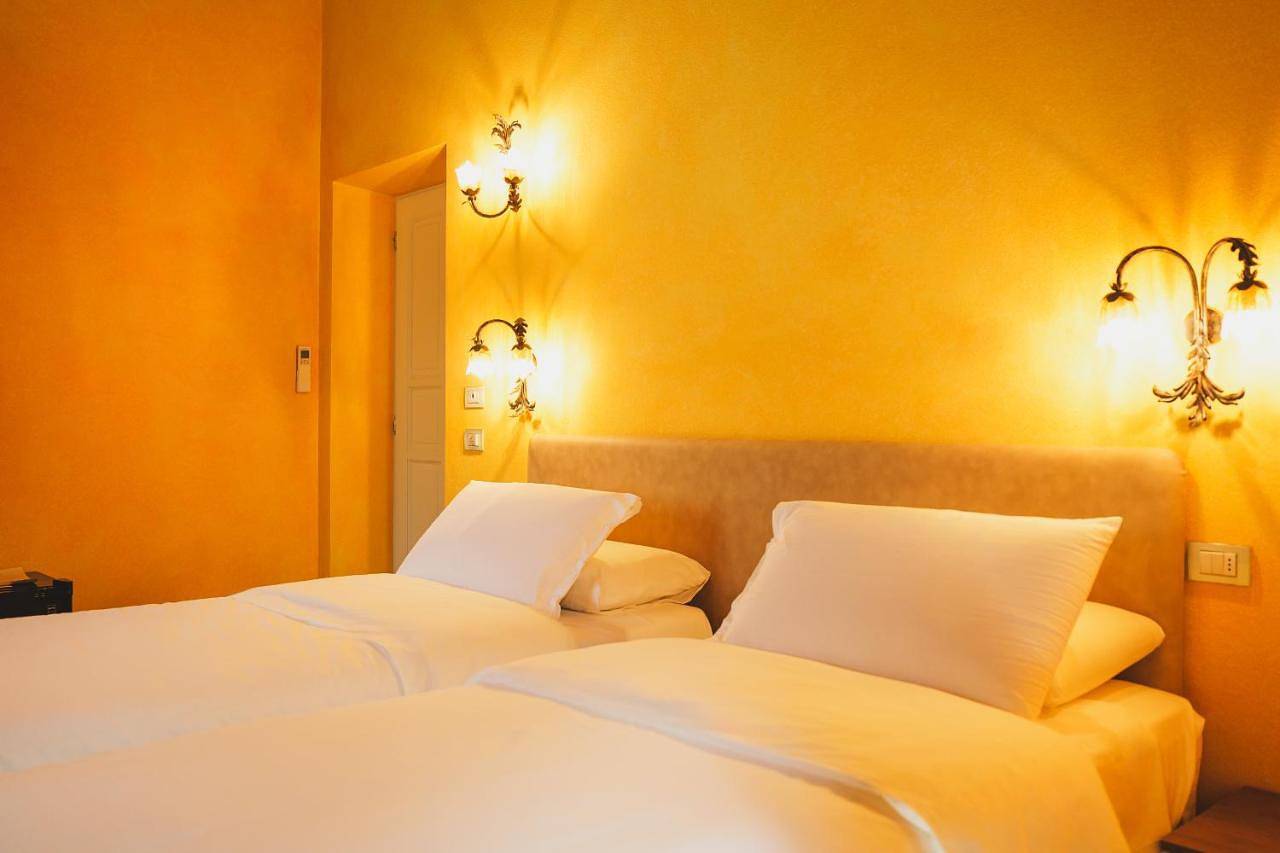 Large Double Room in Fornoue, Apennin Parmensan