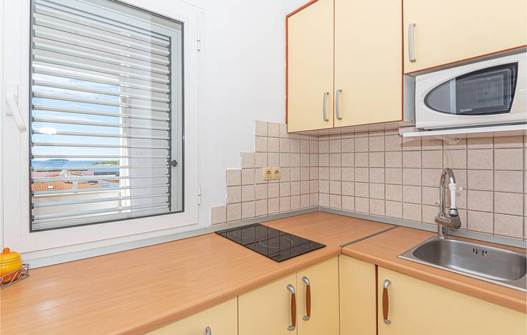 Ferienwohnung für 2 Personen, mit Terrasse in Primosten - 4