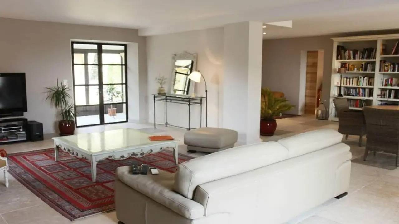 Geheel vakantieappartement, Ferienwohnung für 8 Personen (226 m²) in Cabrières-d'Avignon in Cabrières-d'Avignon, Parc naturel régional du Luberon