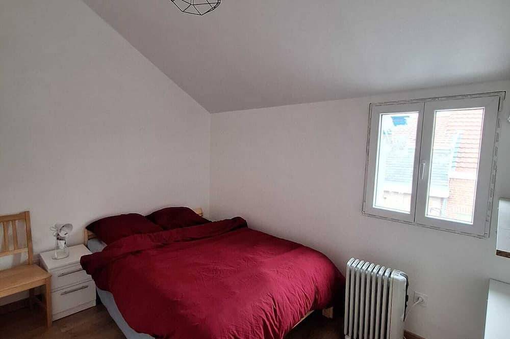 Entire apartment, Alma 4 - Centre in Valenciennes, Valenciennes region