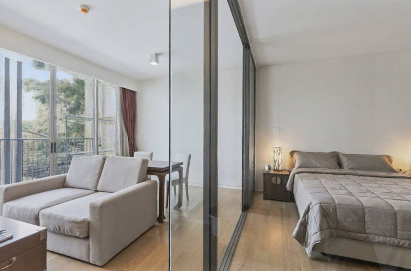 Ganze Wohnung, S39 - 1 Schlafzimmer Downtown Apt mit Balkon und Pool in Watthana District, Bangkok