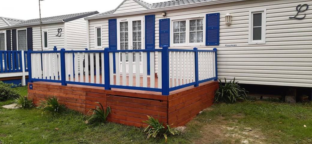 Location de vacances pour 4 personnes, avec vue et bassin pour enfant ainsi que jardin et piscine, animaux acceptés à Kermaria-Sulard - 2