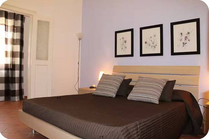 Entire apartment, Ortigia .... The Terrace On The Temple in Ortigia, Syracuse