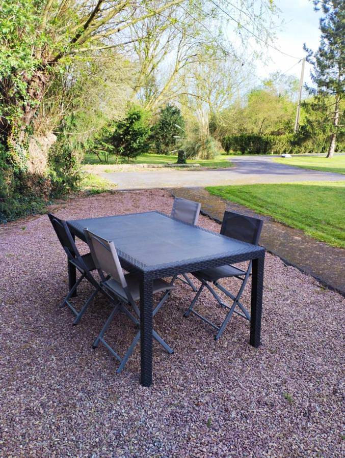 Location de vacances pour 5 personnes, avec piscine et jardin, adapté aux familles à Hotot-en-Auge - 2