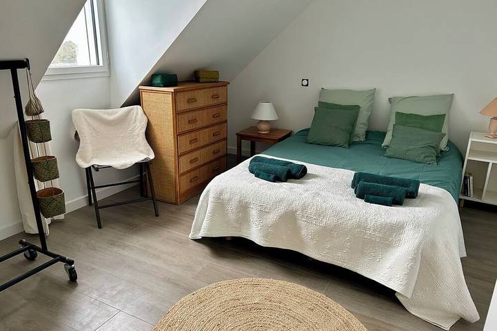 Location de vacances pour 10 personnes, avec terrasse et jardin dans Port Tudy - 2