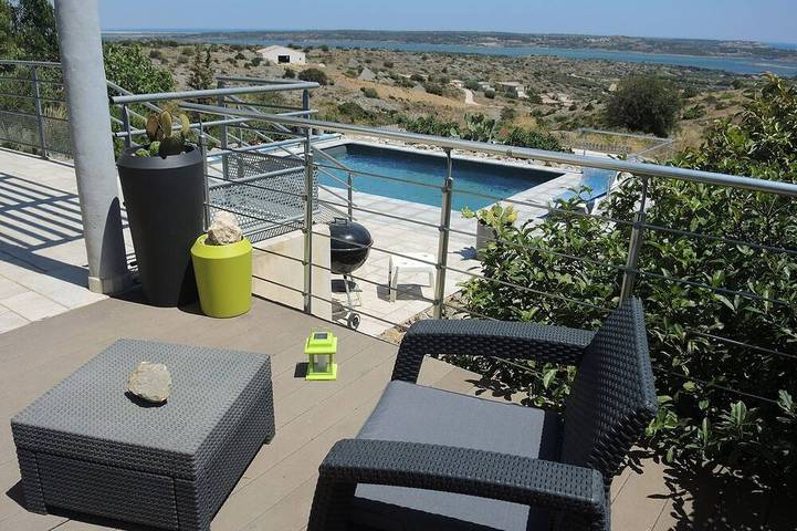 Location de vacances pour 10 personnes, avec Balcon et Jardin à Fitou