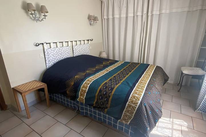 Charmante maison provençale avec belle piscine ! in Pont-Saint-Esprit, Région de Nîmes