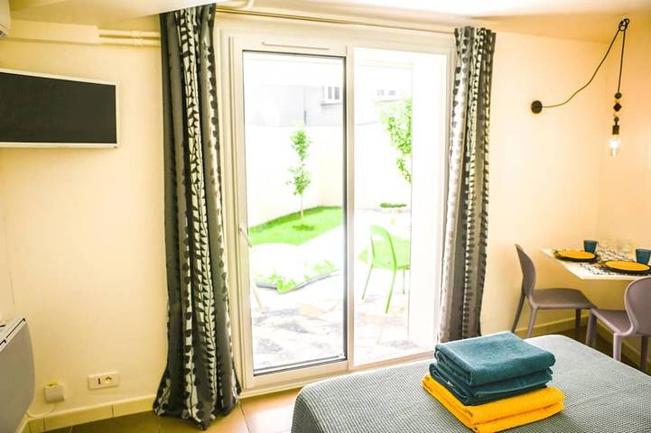 Appartement entier, Studio \"les Hortensias\" in Avignon, Vaucluse