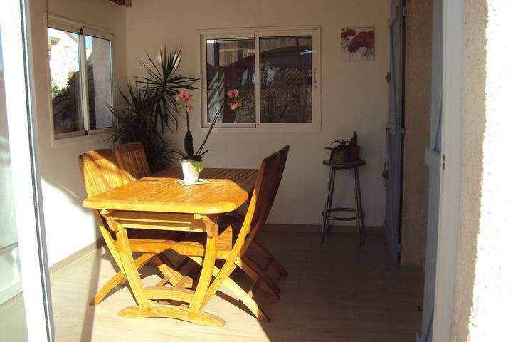 Maison de vacances pour 6 personnes, avec balcon ainsi que jardin et piscine, animaux acceptés - 1
