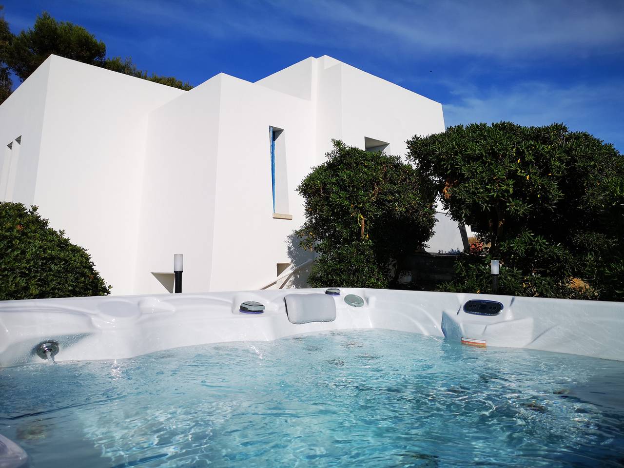 Wonderful seaview w/ direct sea access & jacuzzi in Marina di Felloniche, Castrignano del Capo