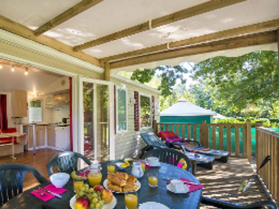 Camping Les Borgnes - Mobilheim 6 personen - Mobilheim 3 Zimmer in Saint-Sozy, Regionaler Naturpark Causses du Quercy