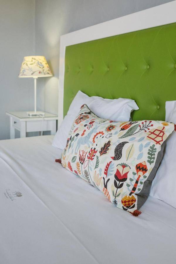 Hôtel pour 5 personnes, avec piscine et bassin pour enfant ainsi que jacuzzi et jardin à Algoz - 4