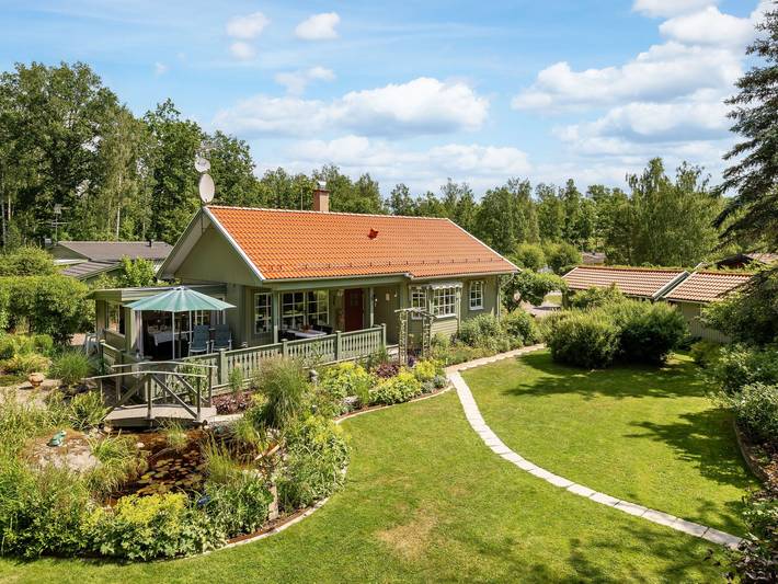 Ferienhaus für 6 Personen, mit Terrasse und Sauna sowie Garten - 1