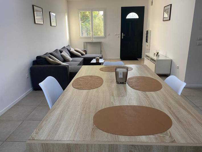 Location de vacances pour 8 personnes, avec terrasse et vue à Lescure-d'Albigeois - 4