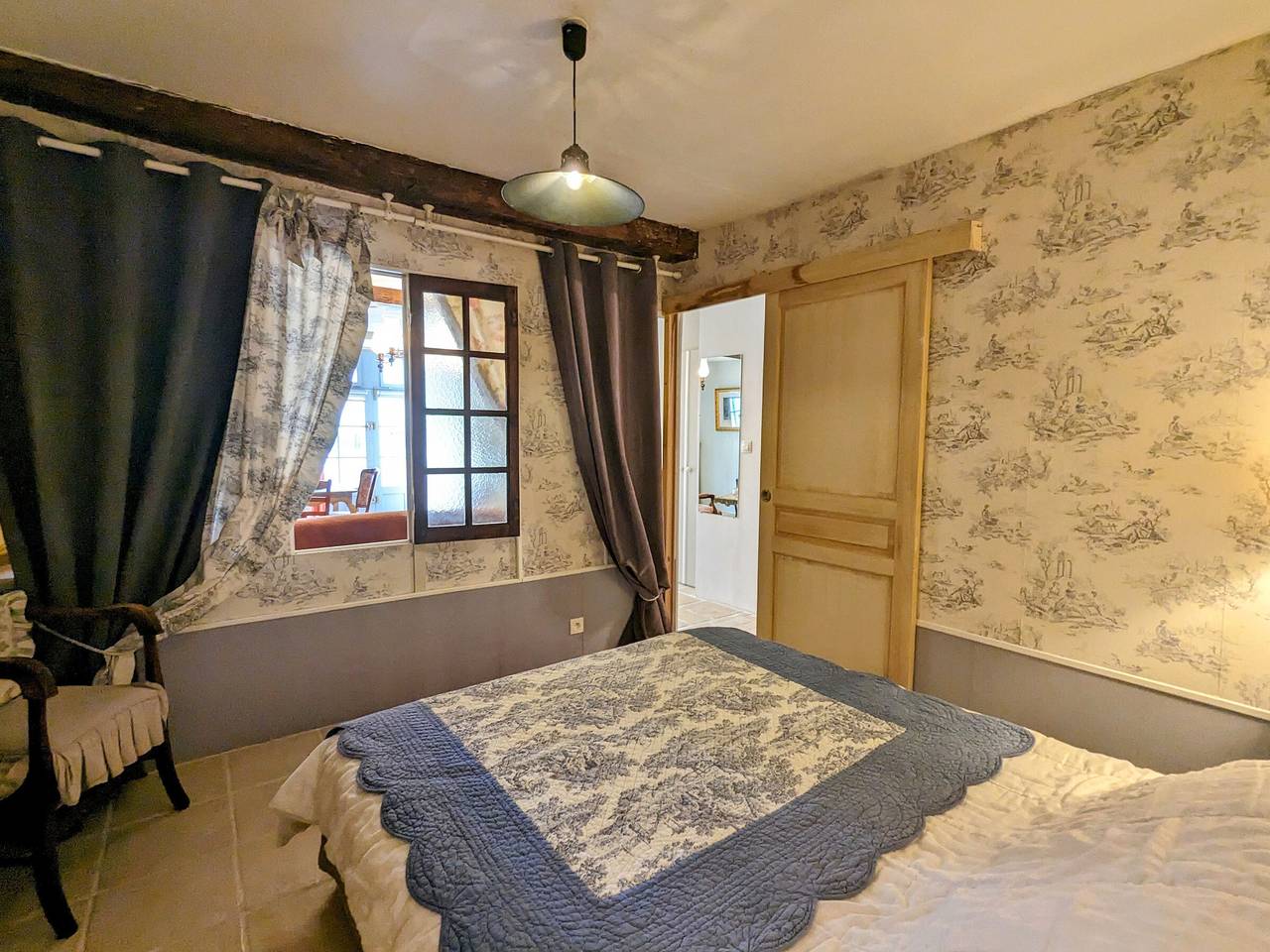 Entire apartment, Cozy apartment in Le Blanc center, near castle in Le Blanc, Le Blanc region