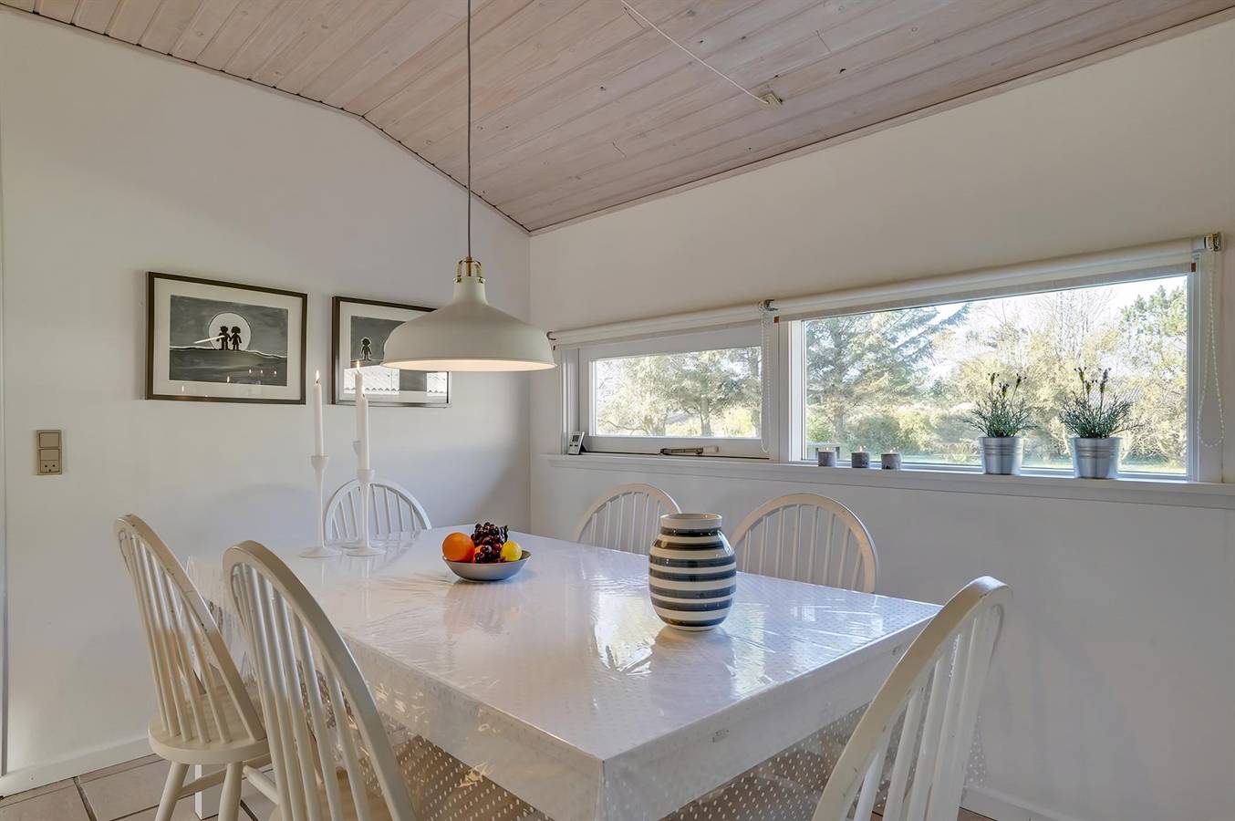 Beautiful home in Hjørring w/ 3 Bedrooms and Wifi in Lønstrup, Hjørring region