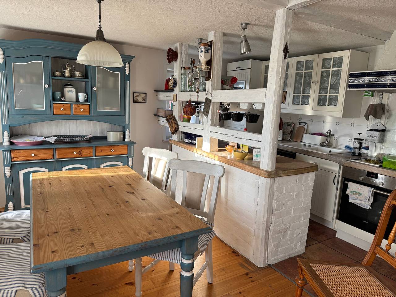 Landhaus 'Landidyll' mit gemeinsamer Terrasse, privatem Garten und Wi-Fi in Bösleben-Wüllersleben, Thüringer Kernland