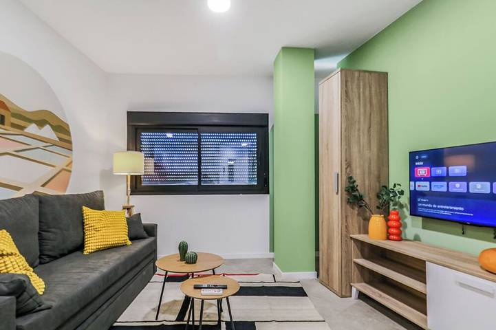Entire apartment, City Hub Stay Tenefe in Vecindario, Santa Lucía de Tirajana