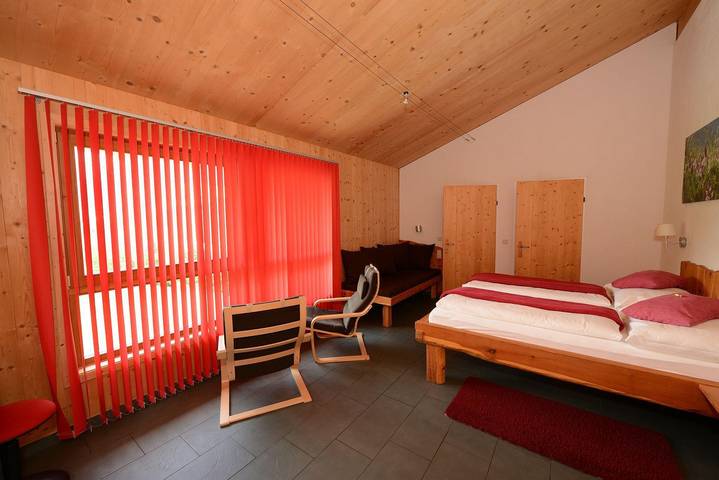 Hotel für 3 Personen, mit Balkon und Terrasse sowie Garten und Ausblick in Kals am Großglockner - 4