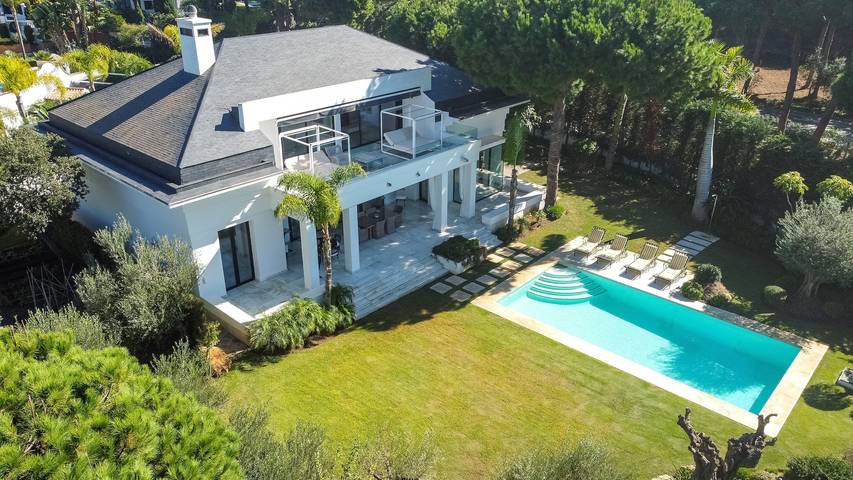 Villa para 8 pessoas, com Varanda e Jardim