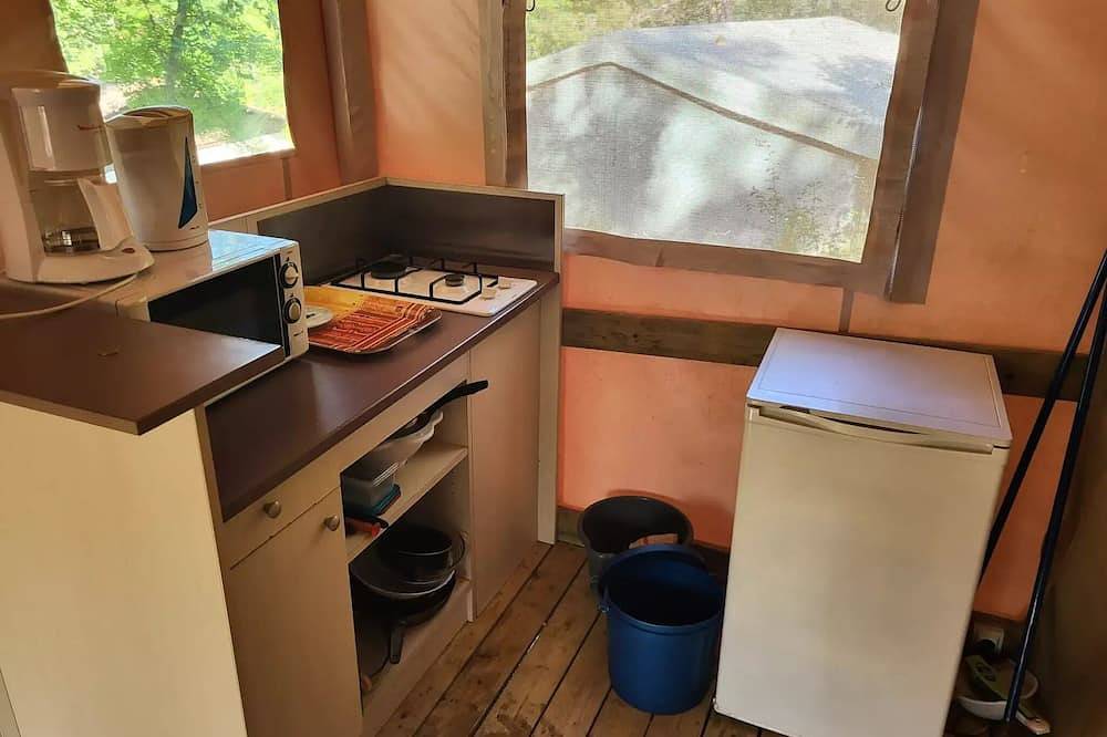 Camping pour 5 Personnes dans Salles (Lot-et-Garonne), Région de Villeneuve-sur-Lot
