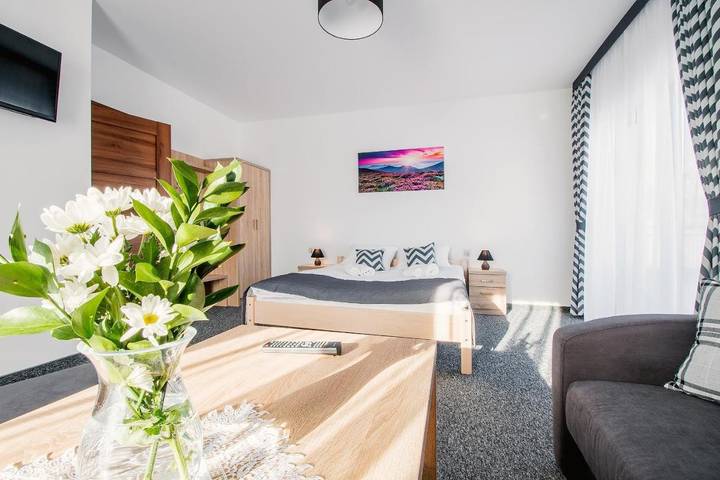 Apartament wakacyjny dla 2 osób, z taras i widok oraz sauna i ogród w Czarna Góra